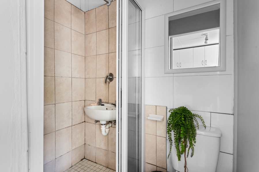 9 Bedroom Property for Sale in Woodstock Western Cape
